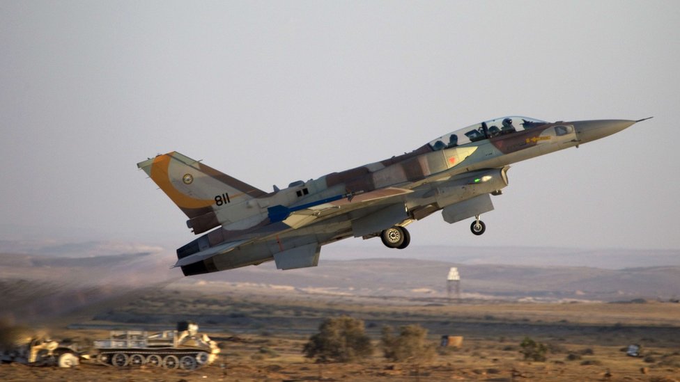 An Israeli F-16 fighter jet, photographed in 2011