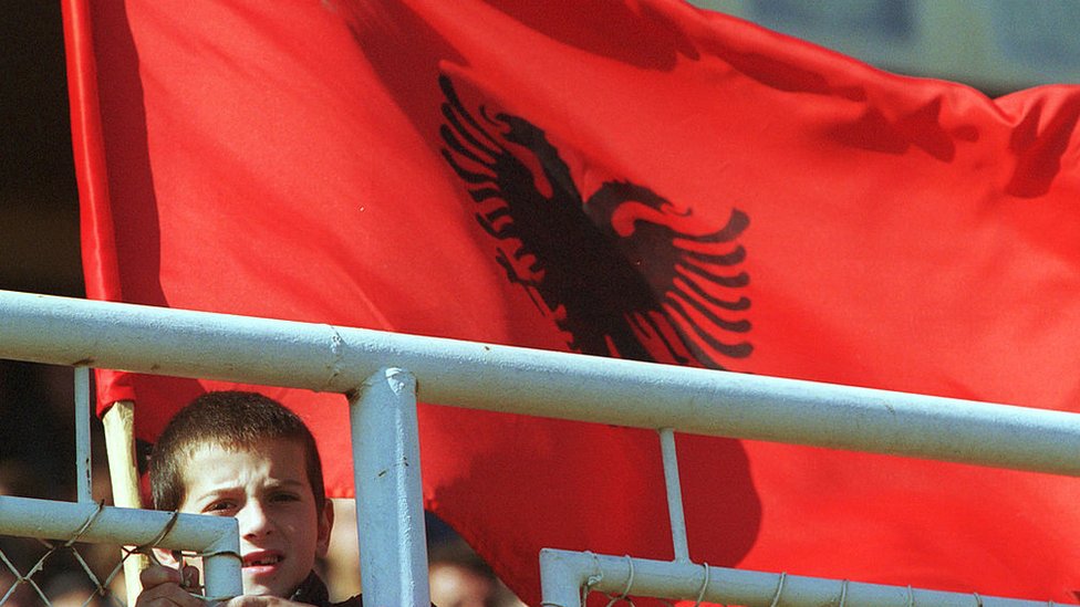 Kosovo declaró unilateralmente su independencia en 2008 pero aún no es reconocido como Estado soberano. Kosovo