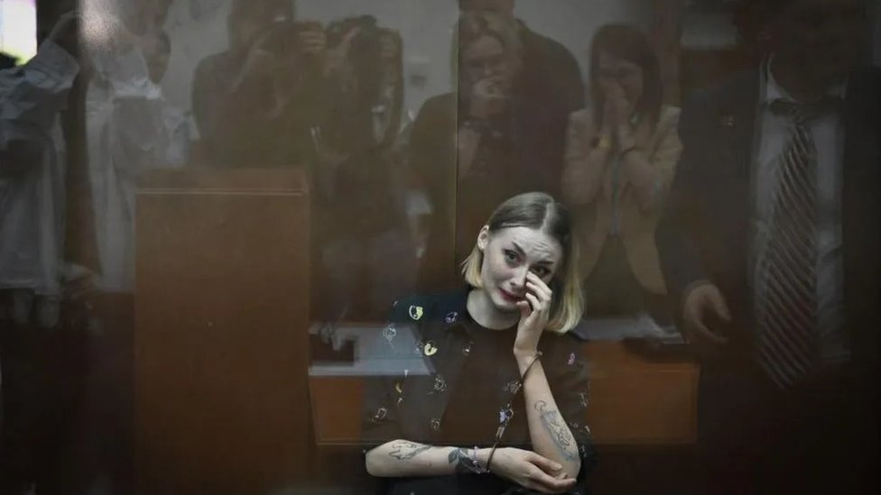 Ana Bažutova je osuđena na pet i po godina zatvora zbog širenja „lažnih vesti" o ruskoj vojsci