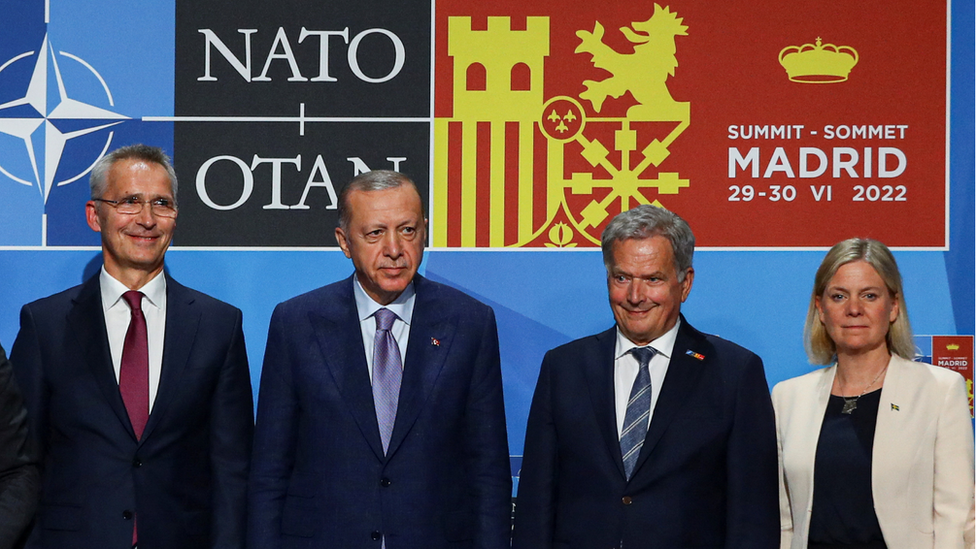 El secretario general de la OTAN, Jens Stoltenberg, el presidente de Turquía, Recep Tayyip Erdogan, el presidente de Finlandia, Sauli Niinisto, y la primera ministra de Suecia, Magdalena Andersson.