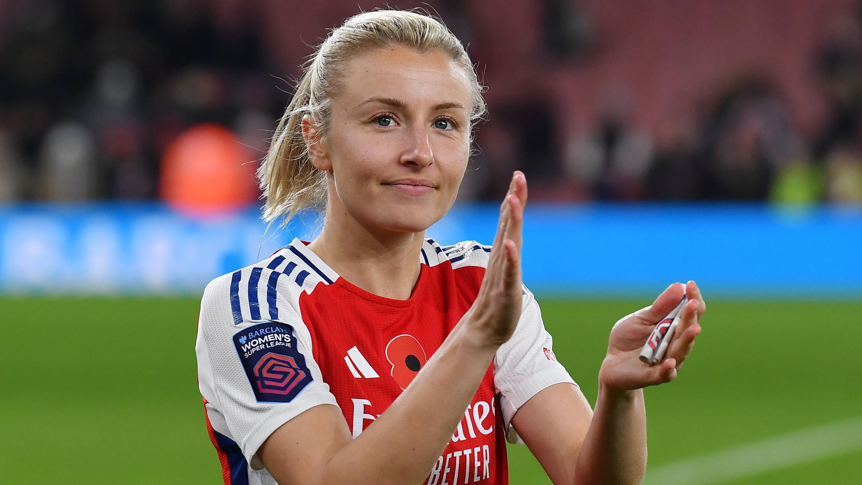 Leah Williamson: Arsenal defender 'in good place' after 'heavy' criticism - BBC Sport