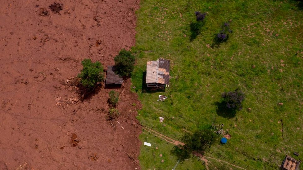Rumah ini selamat dari banjir lumpur.
