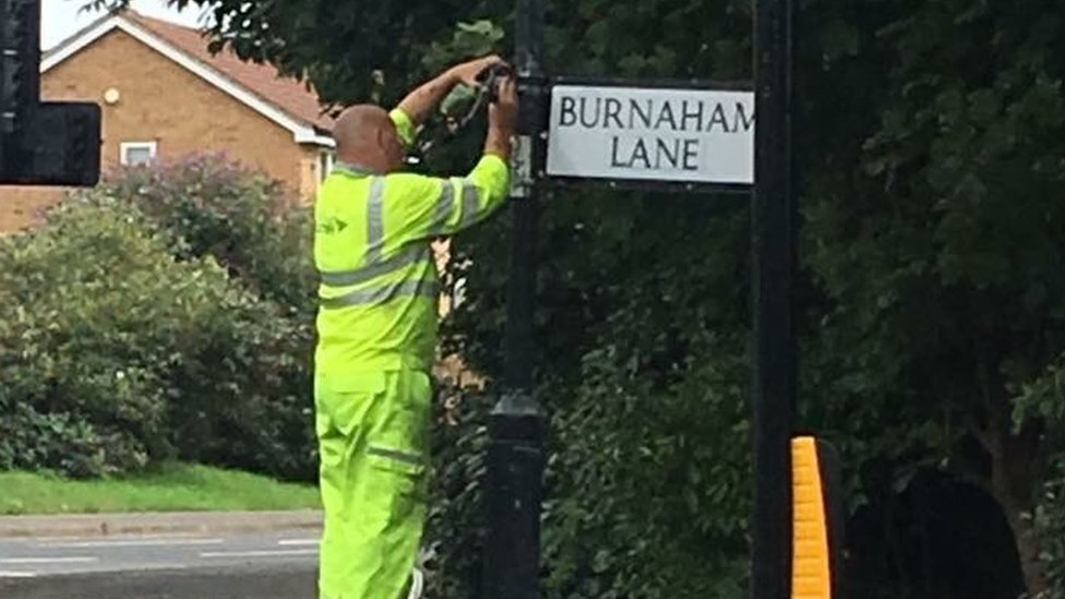 'Whoops. Our bad' Slough council misspells road sign BBC News