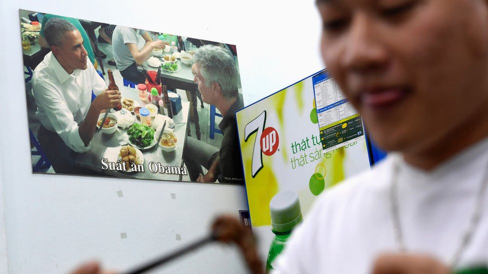 Obama dan Anthony Bourdain