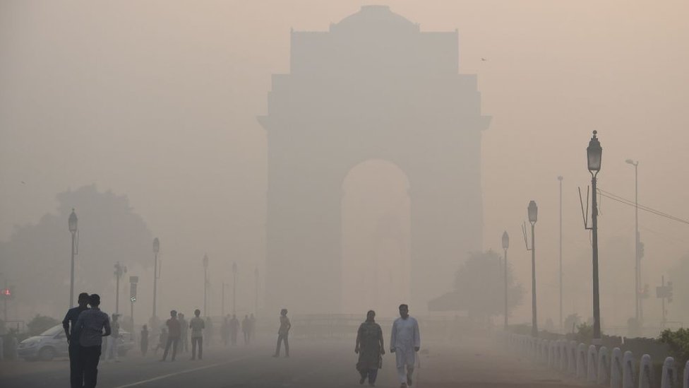 Hindistan'ın başkenti Delhi hava kirliliğinin özellikle kış aylarında tehlikeli düzeye çıktığı kentlerden biri
