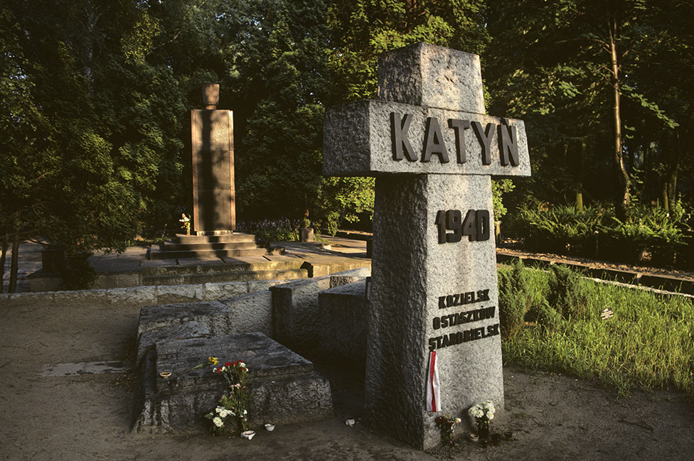 Cementerio militar polaco en Katyn