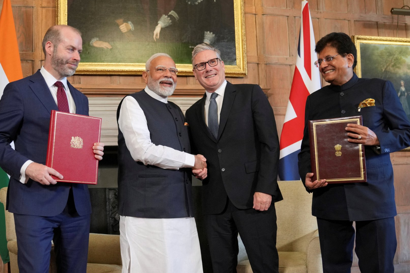 Starmer and Modi sign £6bn India-UK trade deal