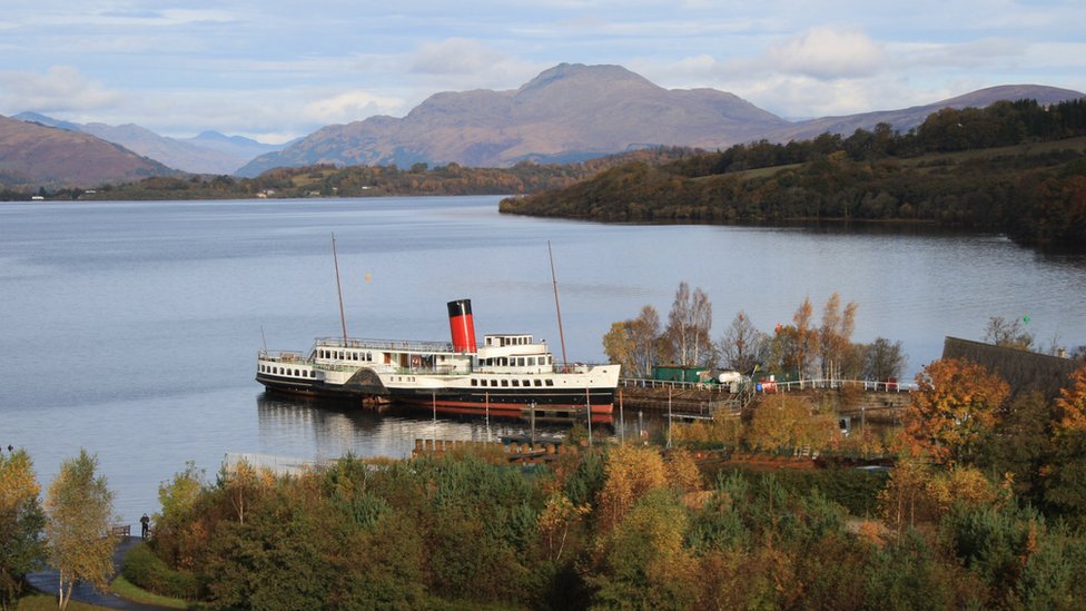 HSE probe after Maid of the Loch breaks free - BBC News