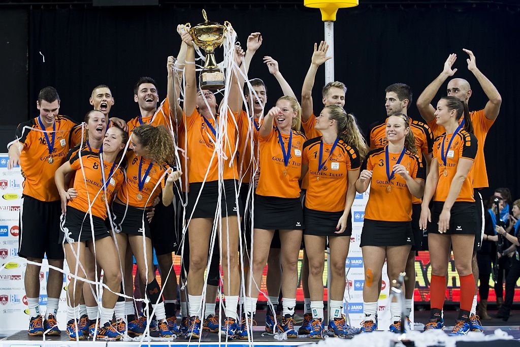 Holanda ha sido el rey absoluto en este deporte. El equipo holandés de korfbal.