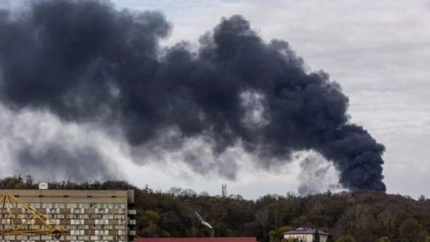 Guerra na Ucrânia: novos ataques russos são 'vingança' por naufrágio do Moskva?