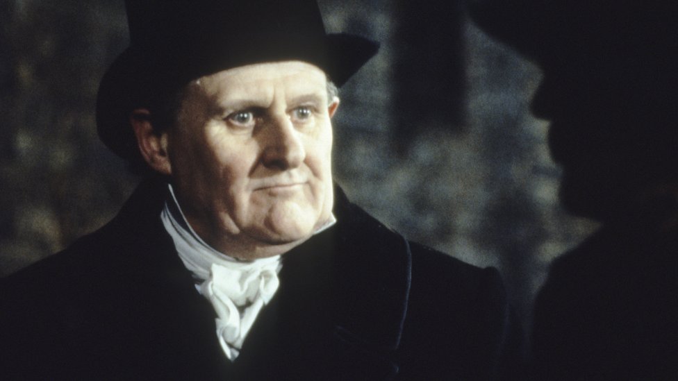 Peter Vaughan: Thrones and Porridge star dies at 93 - BBC News