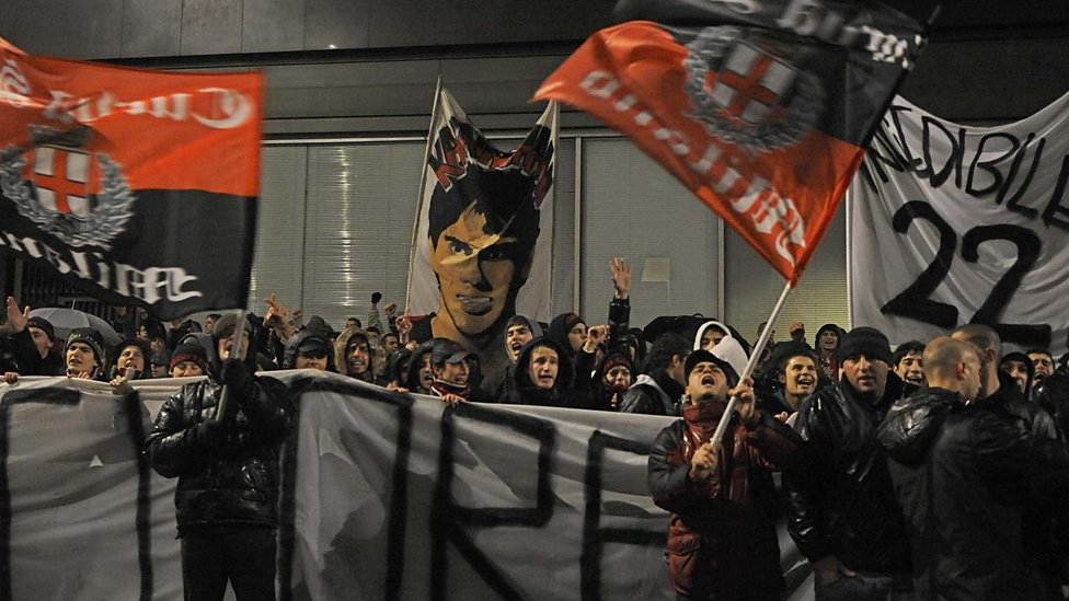Navijači Milana protestuju zbog potencijalnog Kakinog prelaska u Mančester Siti