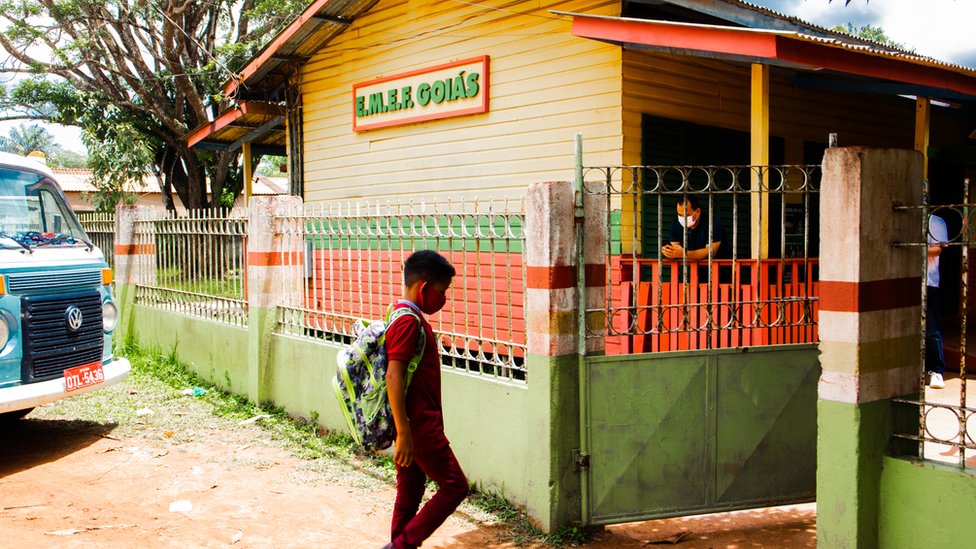 Escola Municipal Goiás, nos arredores de Macapá