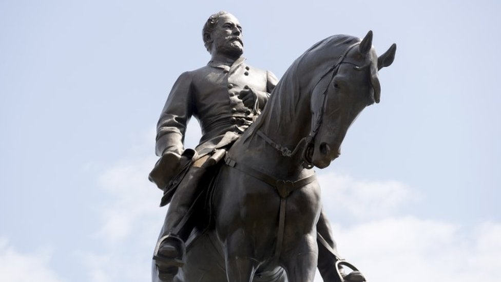 Robert E Lee statue: Virginia governor announces removal of monument - BBC  News