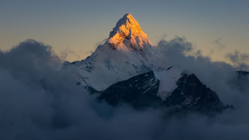 Photo of Everest