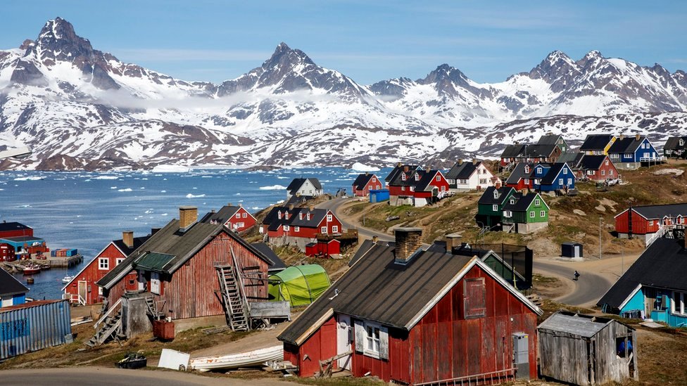 Kota pelabuhan Tasiilaq, Greenland, 15 Juni 2018.