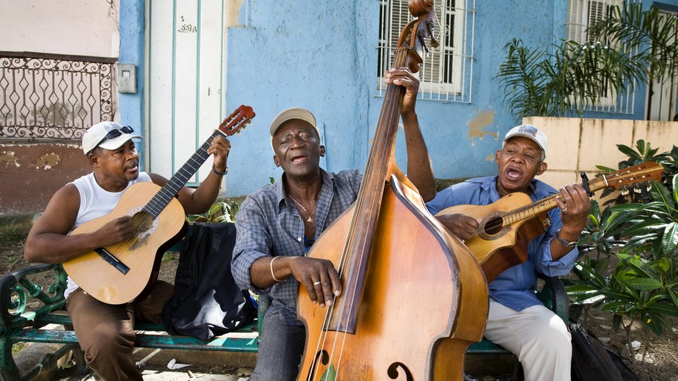 Músicos cubanos en La Habana.