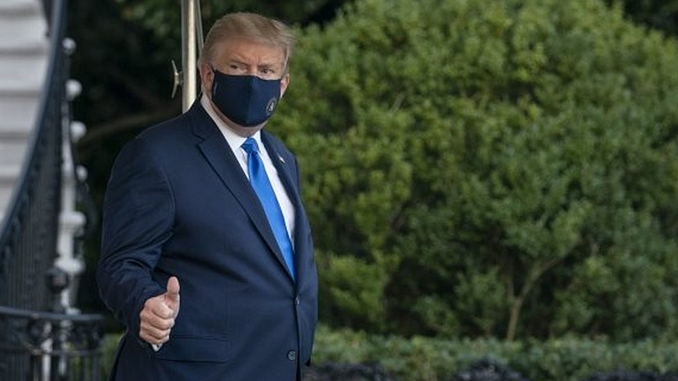 Trump fue trasladado a un centro médico como una medida de precaución. EPA