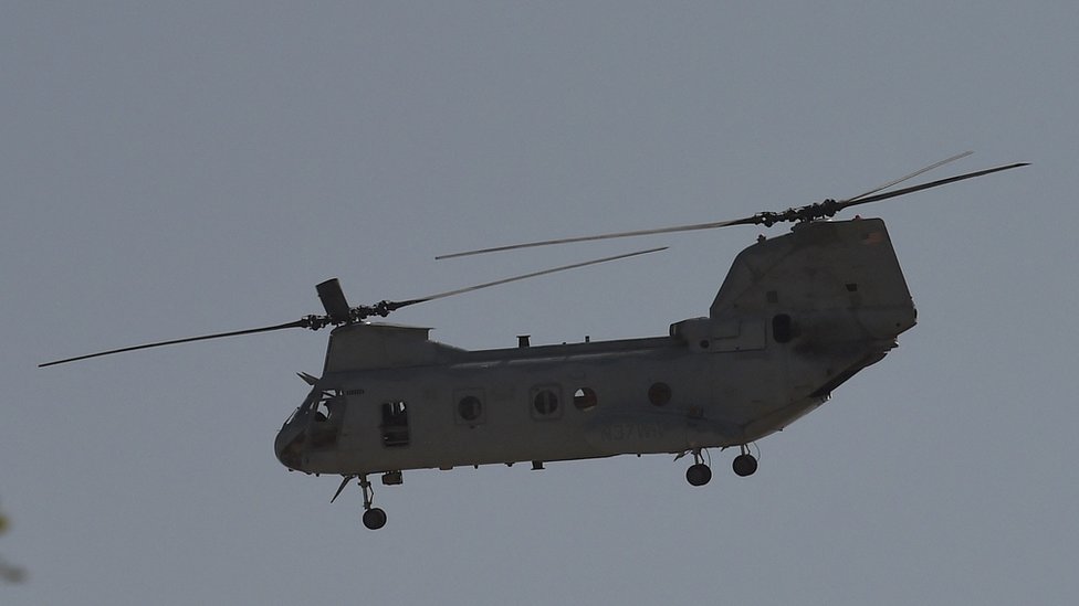 美國已派出軍用直升機疏散使館工作人員。