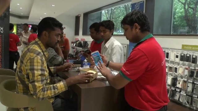 Mobile phone shop in India