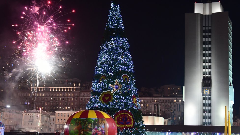 Rusya'nın en doğusundaki Vladivostok'ta yeni yılın gelişi böyle kutlandı
