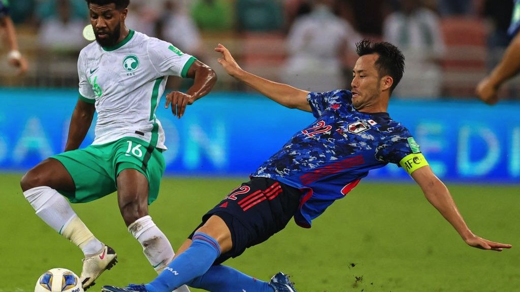 سعوديون يغردون باليابانية اعتذارا لقائد المنتخب الياباني
