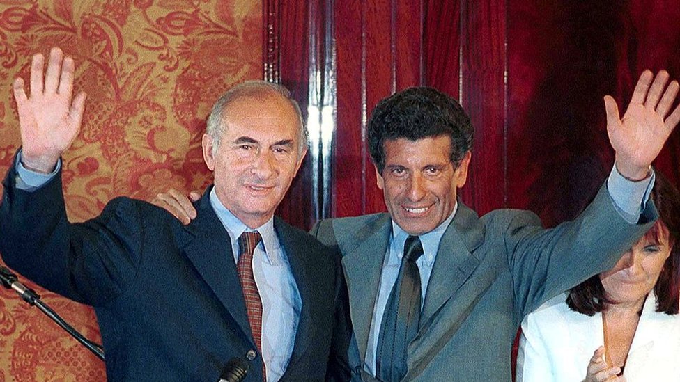 El expresidente Fernando De la Rúa y su vice Carlos "Chacho" Álvarez en 24 de octubre de 1999.