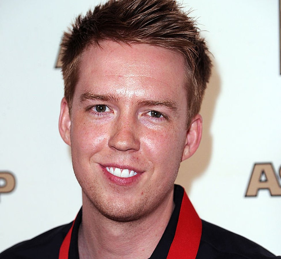 Justin Franks (conocido como DJ Frank E) es uno de los compositores de la canción. Justin Franks (conocido como DJ Frank E)