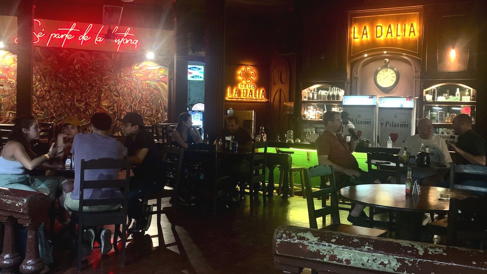 Bar en el centro histórico de San Salvador