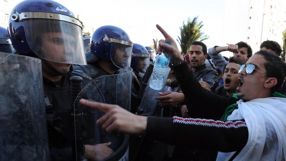 الجزائر