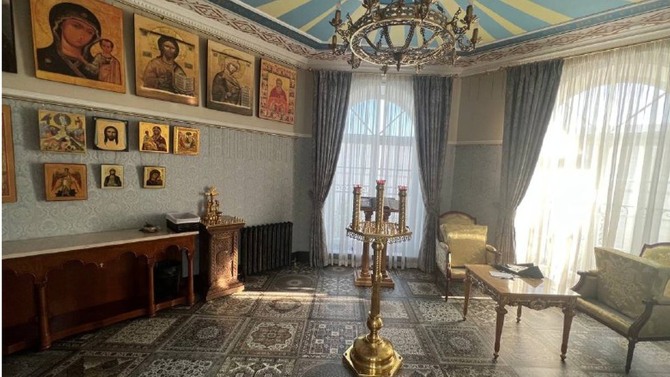 The interior of Prigozhin's home