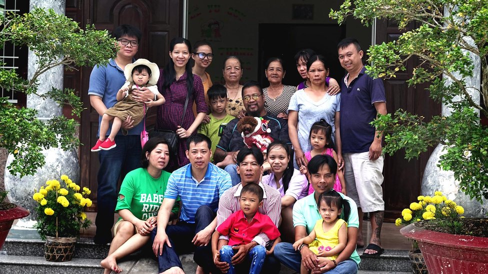 La familia de Nguyen Quoc Tuy en Vietnam