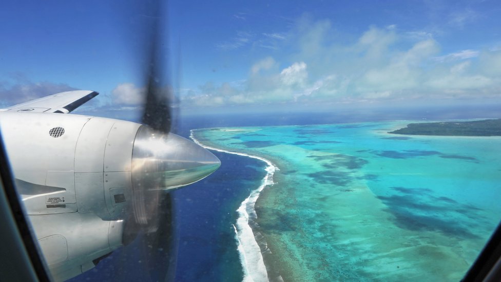 صورة لساحل إحدى جزر كوك في المحيط الهادي