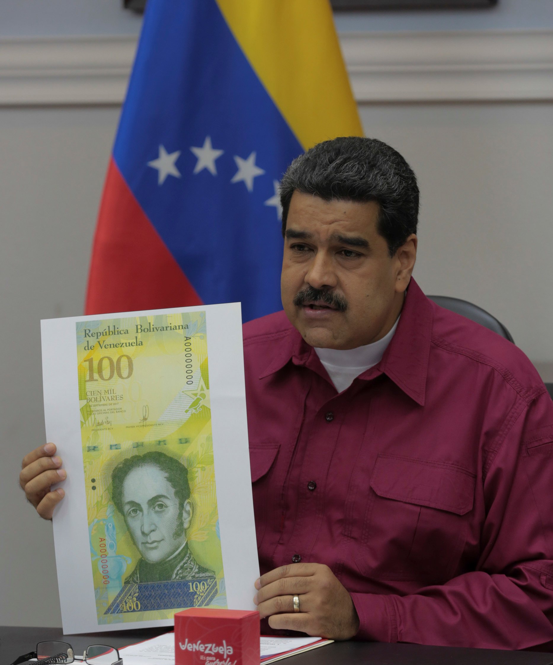 La inflación es el principal problema económico que enfrenta Venezuela además de la posibilidad de impago. Nicolás Maduro.