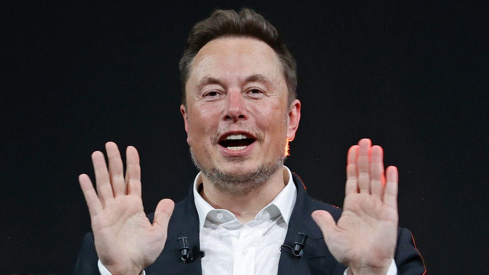 WeChat: Why does Elon Musk want X to emulate China's everything-app?