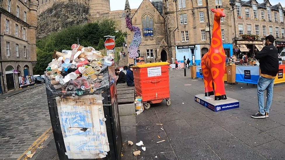 Taking a walk through rubbish-laden Edinburgh's Grassmarket