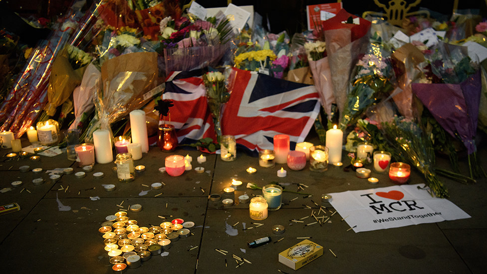 Una vigilia para las víctimas del atentado en el Manchester Arena