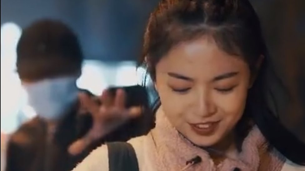 China: Make-up wipes ad pulled over victim-blaming claims