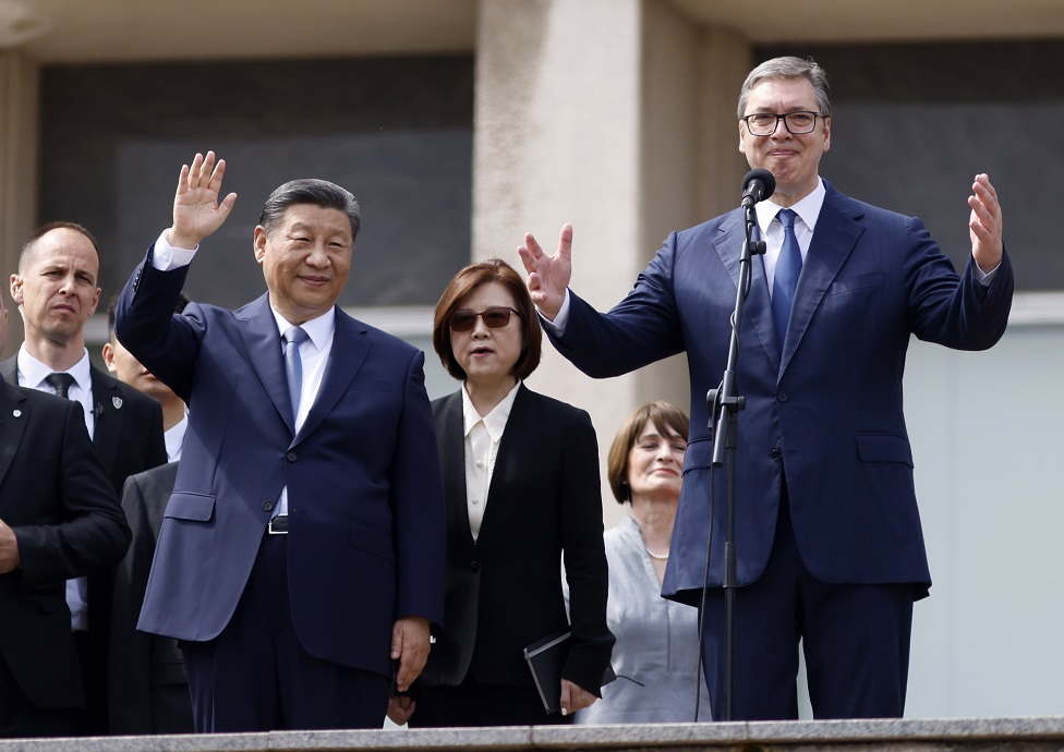 Lideri Si Đinping i Aleksandar Vučić pozdravljaju okupljene na Novom Beogradu
