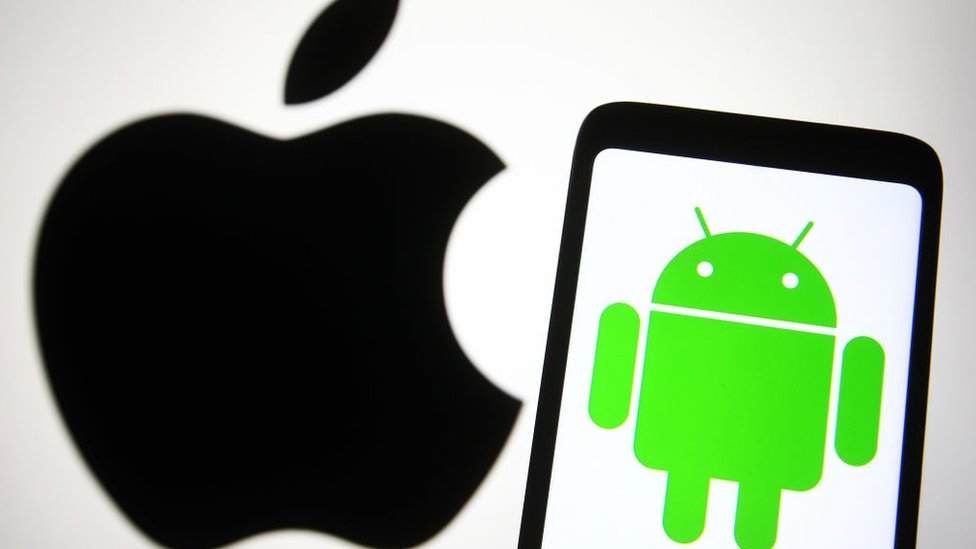 Apple and Google investigated by UK competition body