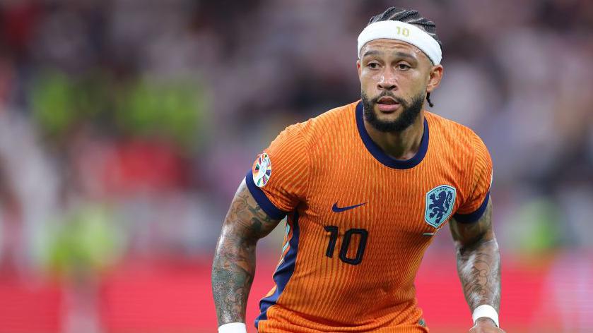 Memphis Depay: Corinthians sign Netherlands and former Atletico Madrid  forward on two-year contract - BBC Sport