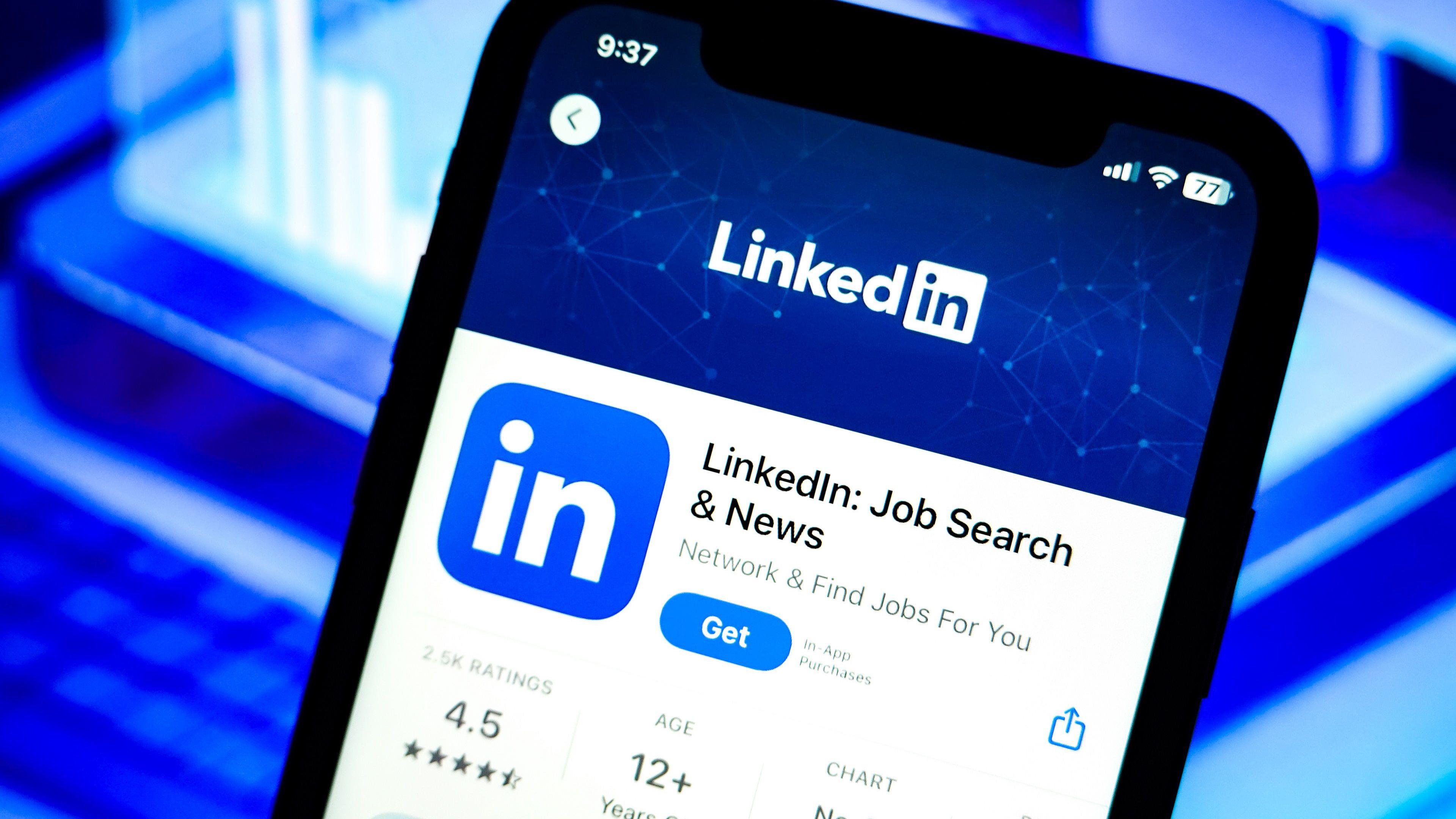 LinkedIn Marketing: Panduan Lengkap untuk B2B Strategy