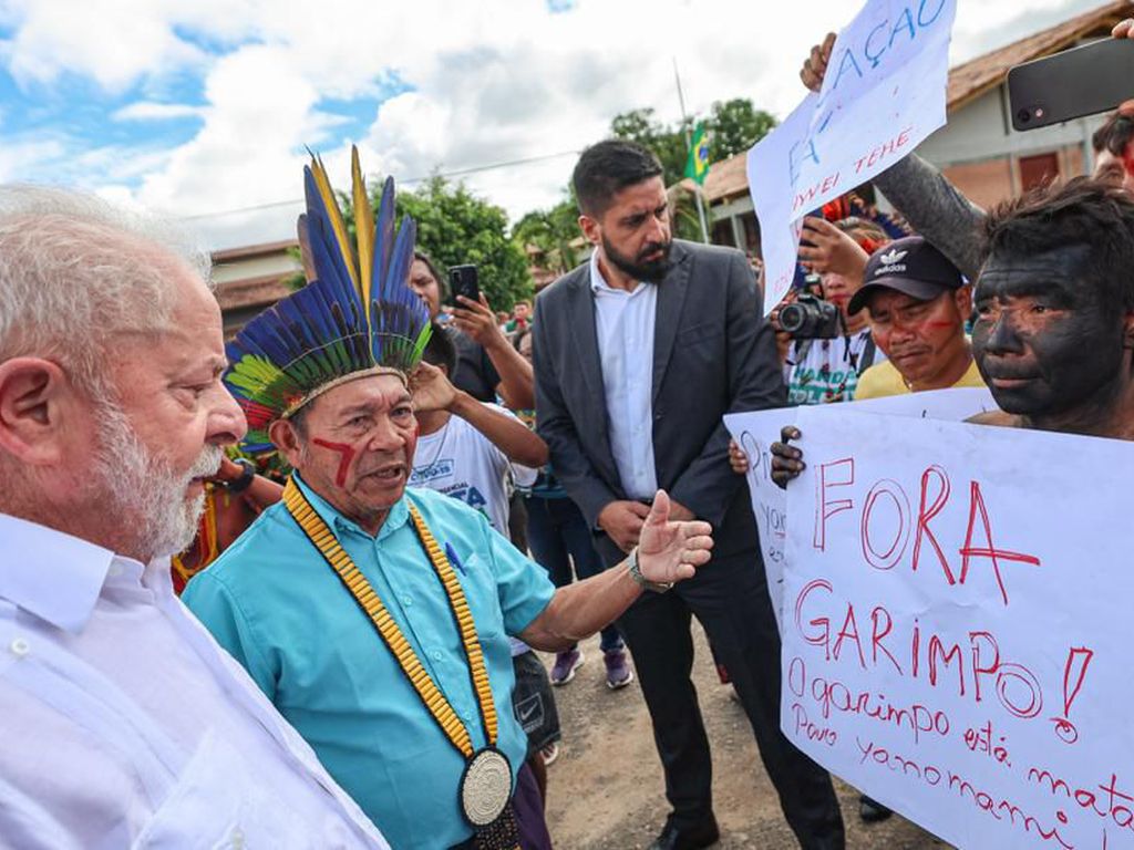 O presidente Luiz Inácio Lula da Silva visita o hospital indígena e a Casa de Apoio à Saúde Indígena em Boa Vista, capital de Roraima, em 21/01/2023