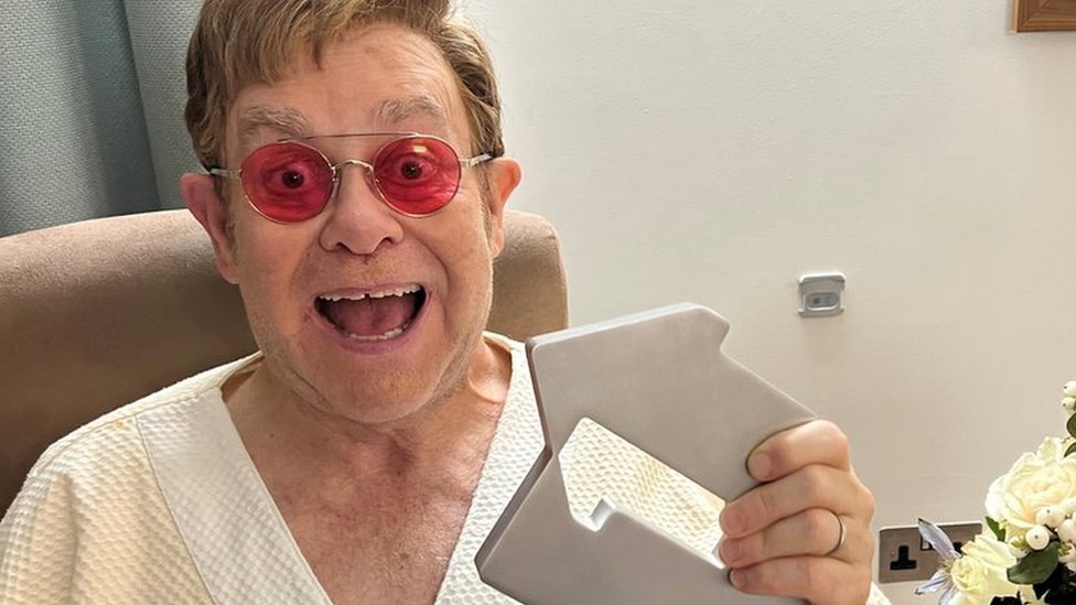 Sir Elton John Scores First Number One In 16 Years Bbc News