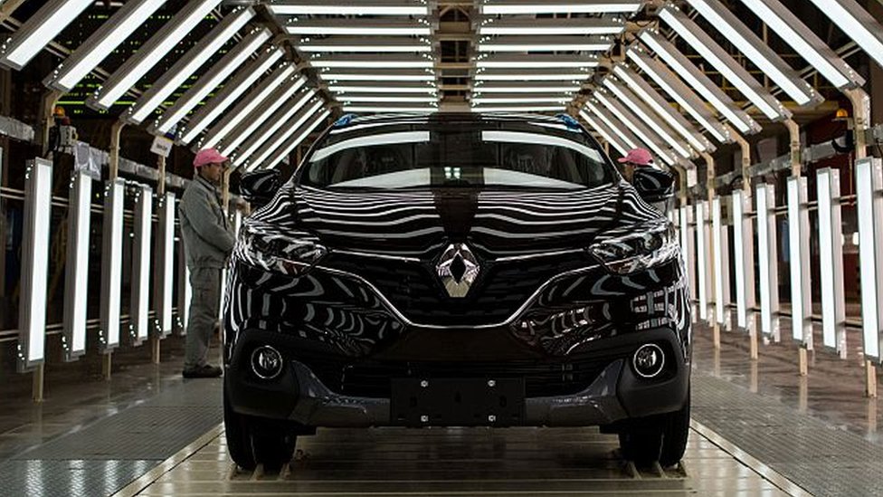 La automotriz Renault debió paralizar su producción para detener el ataque. Fábrica de Renault