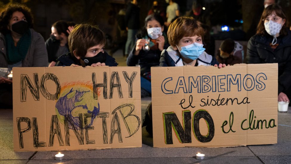 Niños en una protesta contra el cambio climático en Madrid
