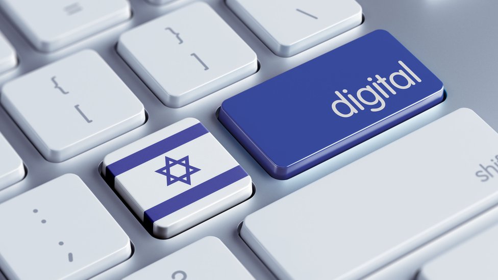 Botón que dice "Israel" al lado de botón que dice "digital".
