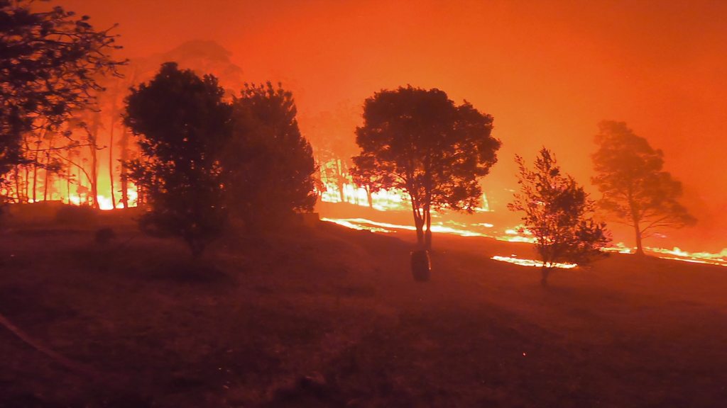 Life at 50C: Heat hitting home in Australia