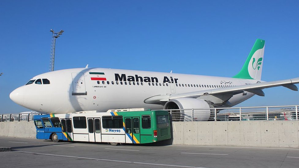 Avión de Mahan Air.