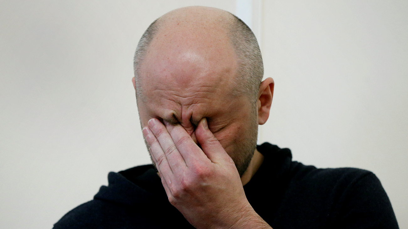 Babchenko se mostró bastante emocionado en la rueda de prensa. Arkady Babchenko en la rueda de prensa